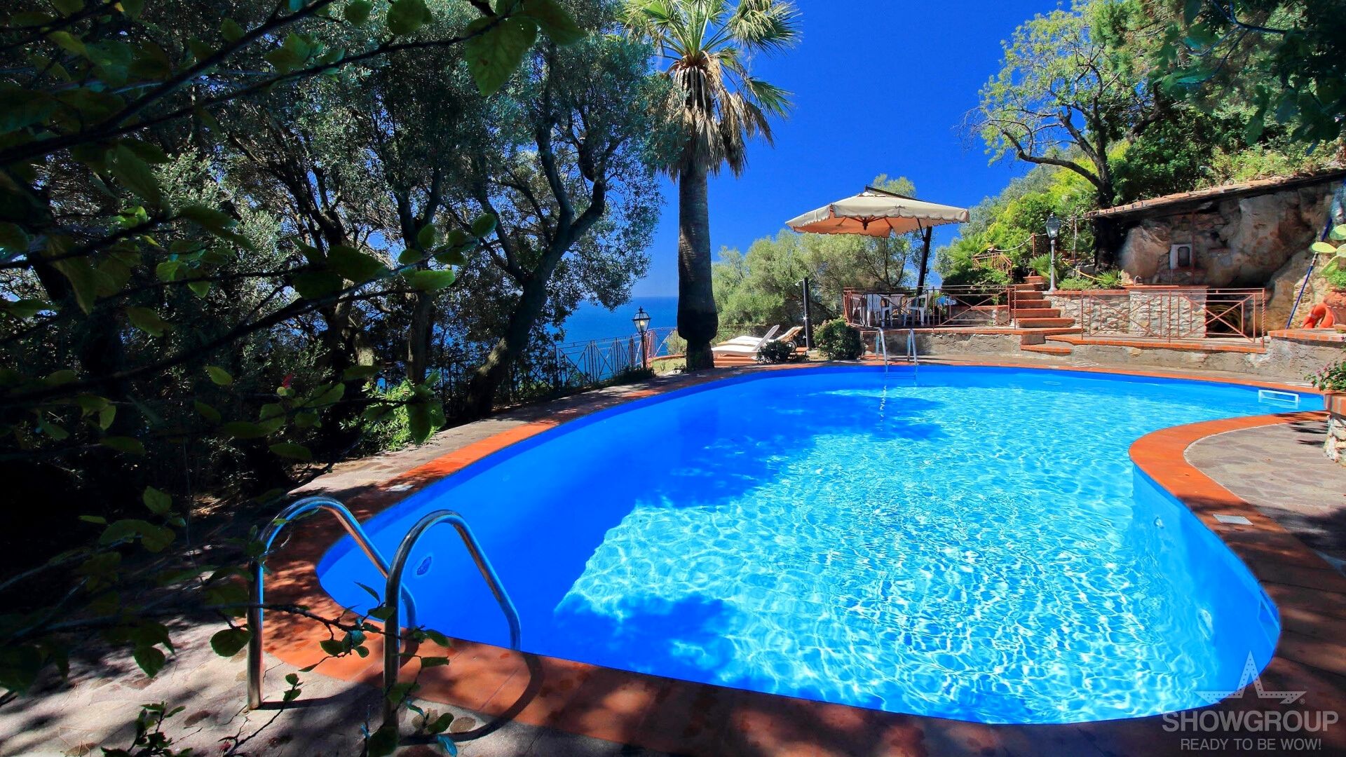 piscina villa l'infinito