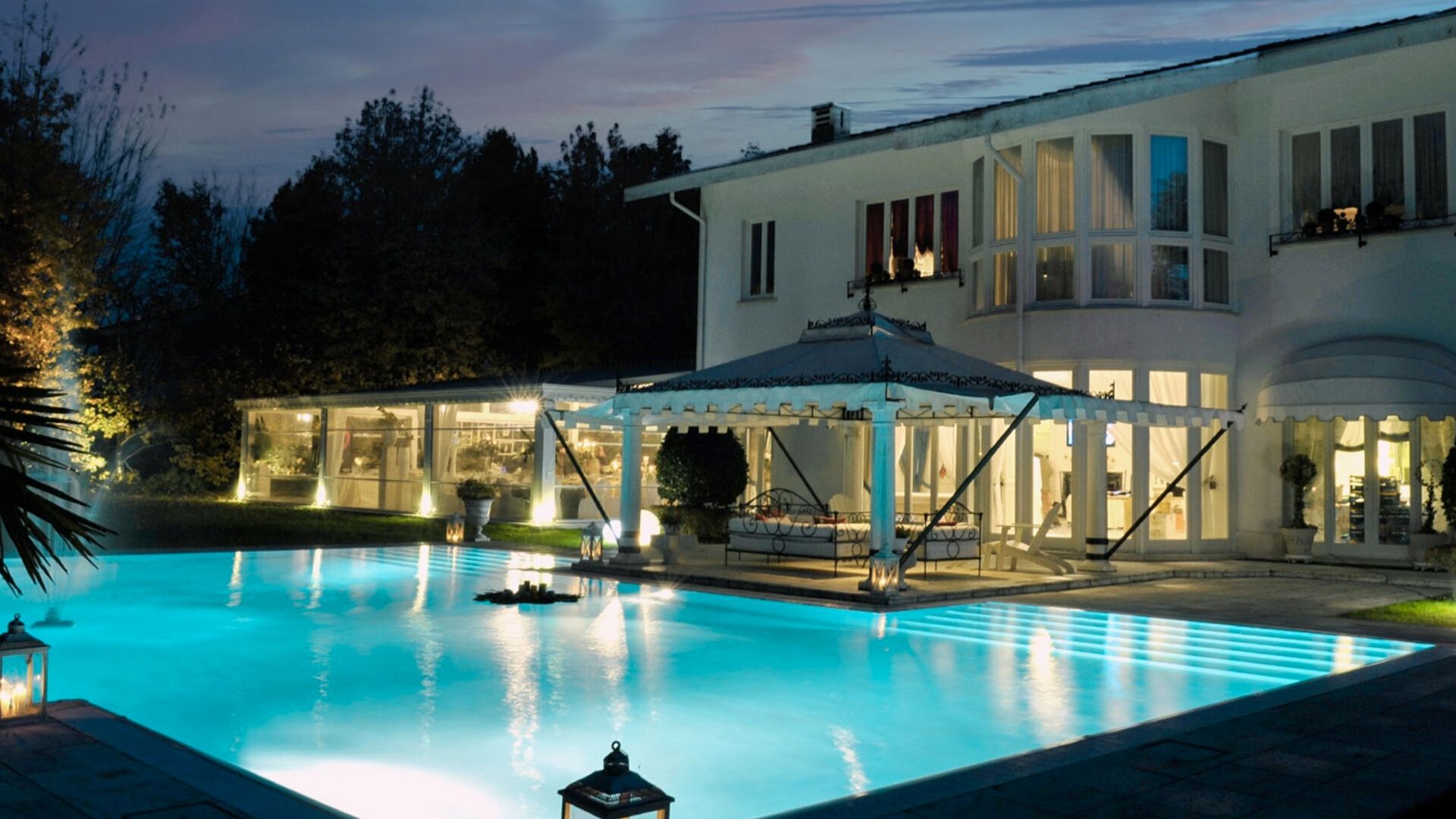 piscina villa patrizia