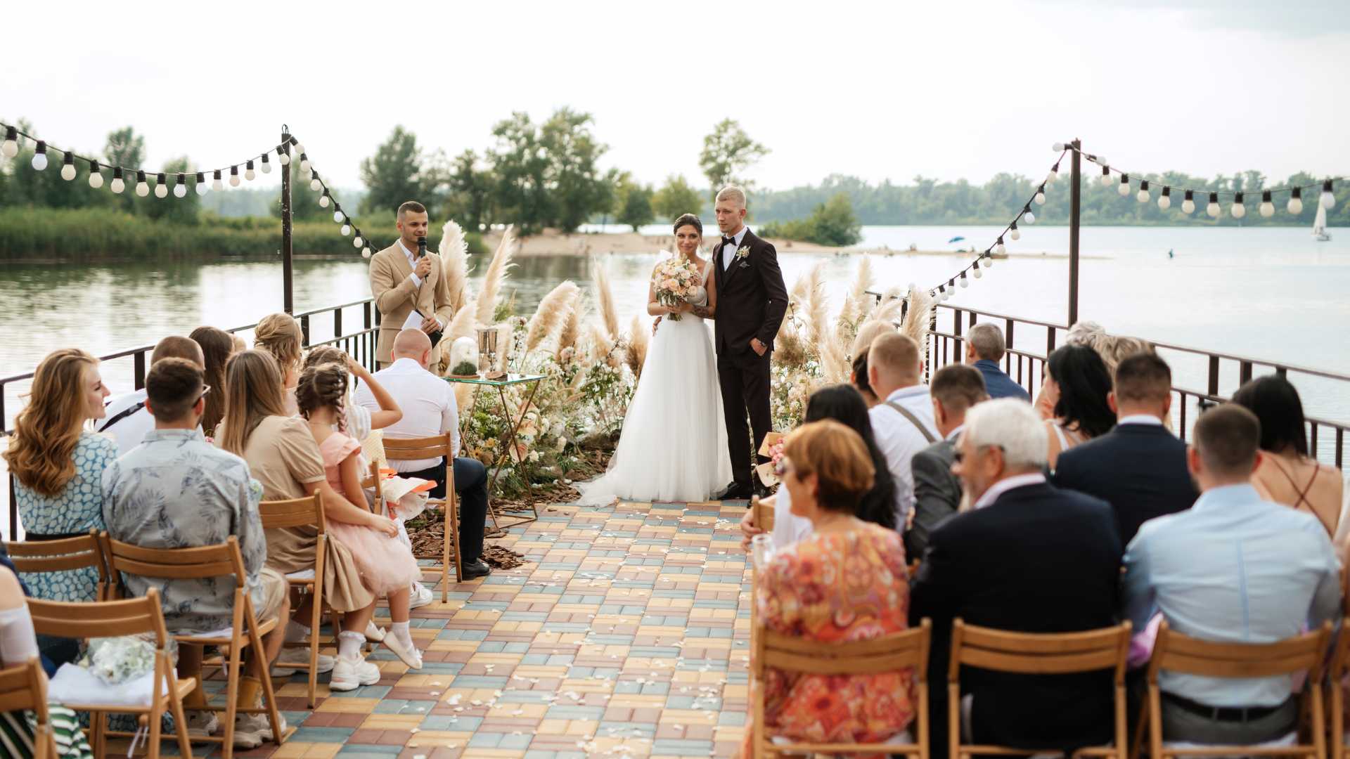 Dove si siedono i testimoni di nozze