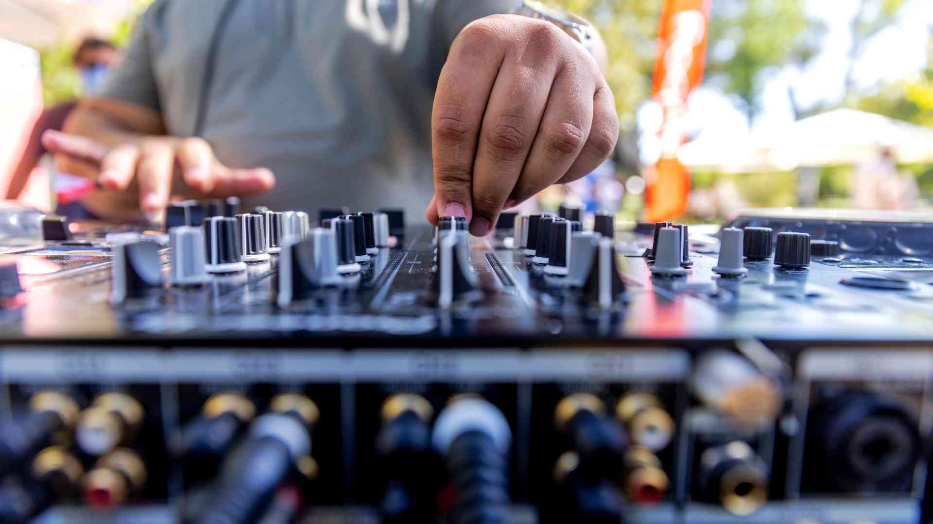 marketing dj social media marketing dj social media