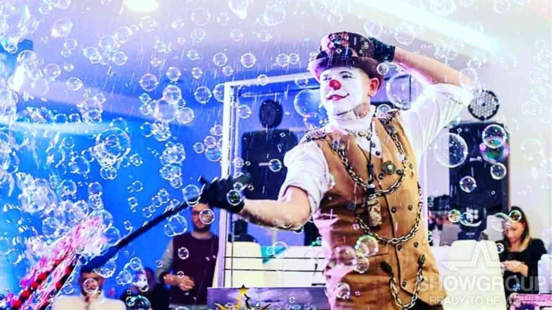 top Art Performer su Showgroup Art Performer